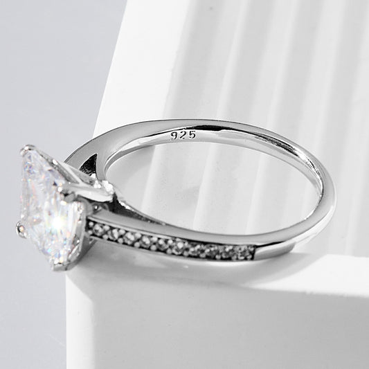 Elegant Diamond Fashion Ring