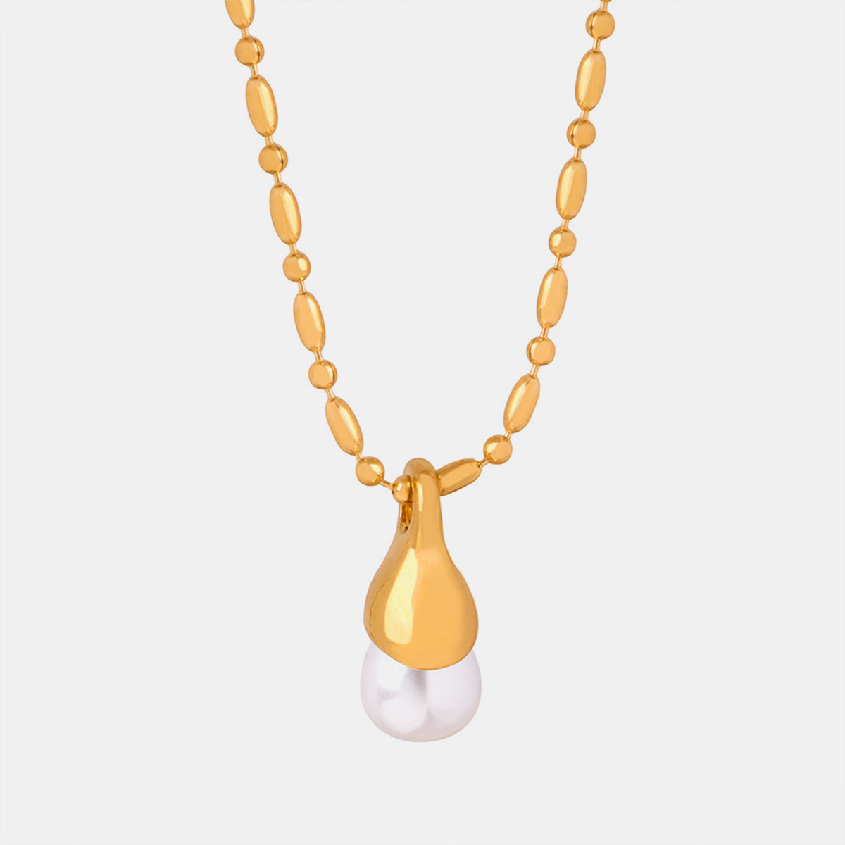 Soft Pearl Fashion Necklace