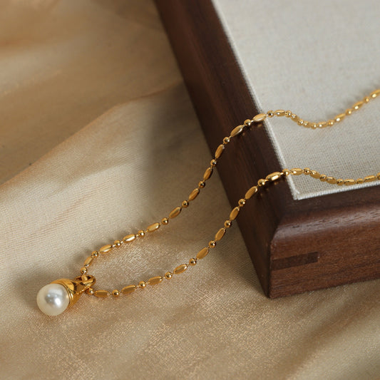 Soft Pearl Fashion Necklace