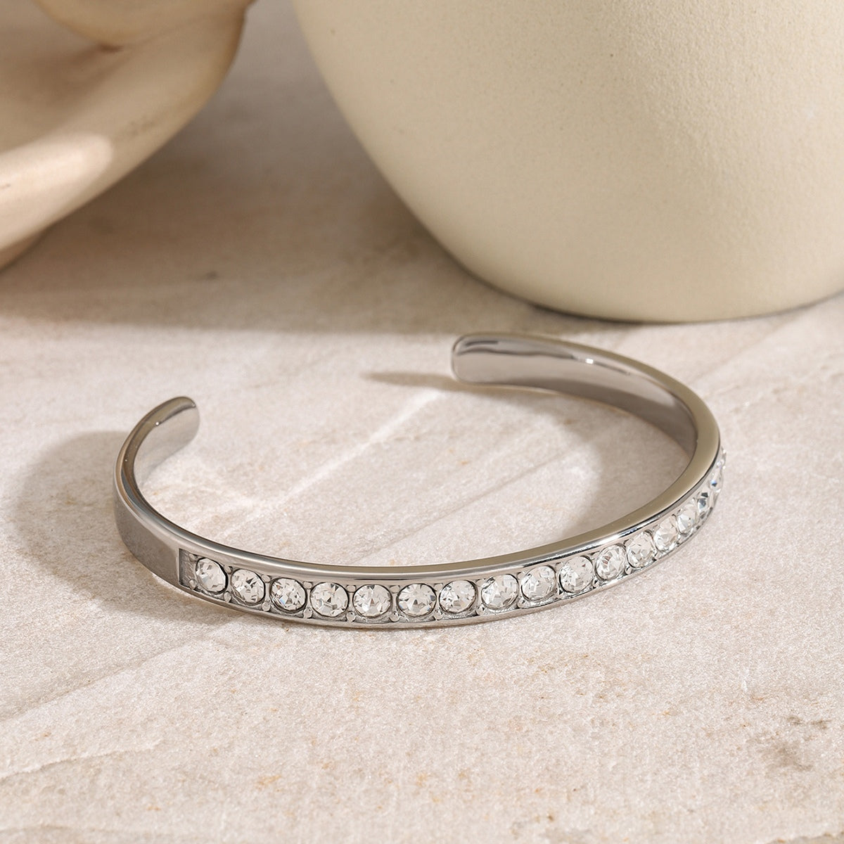 Crystal Inlaid Fashion Bracelet