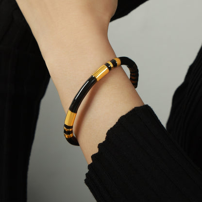 Sheeny Black Fashion Bracelet