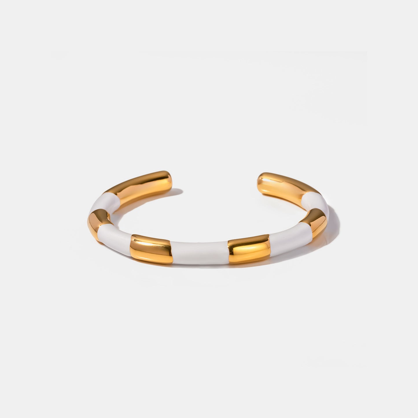 Sleek Minimal Fashion Bracelet