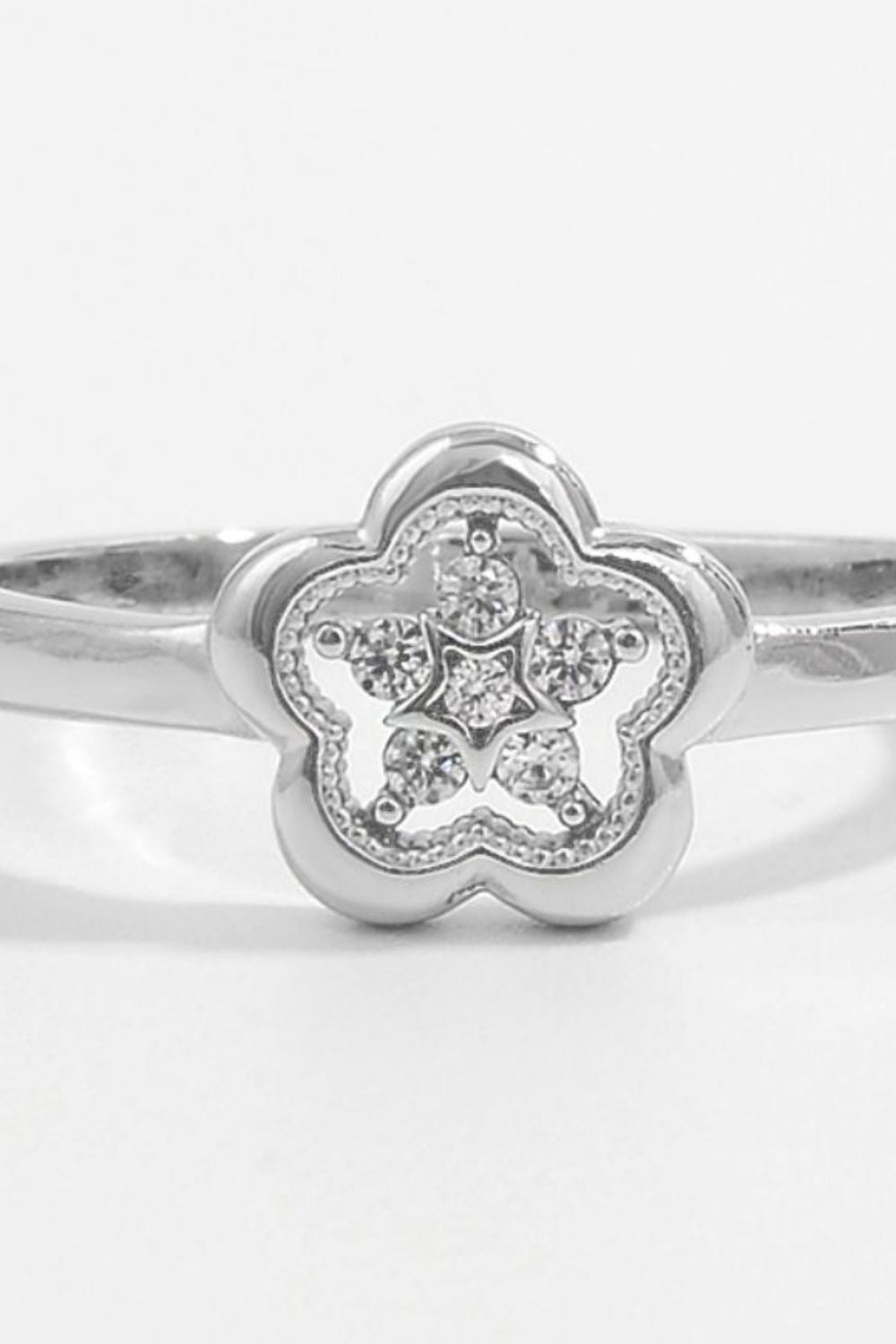 Mini Flower Fashion Ring