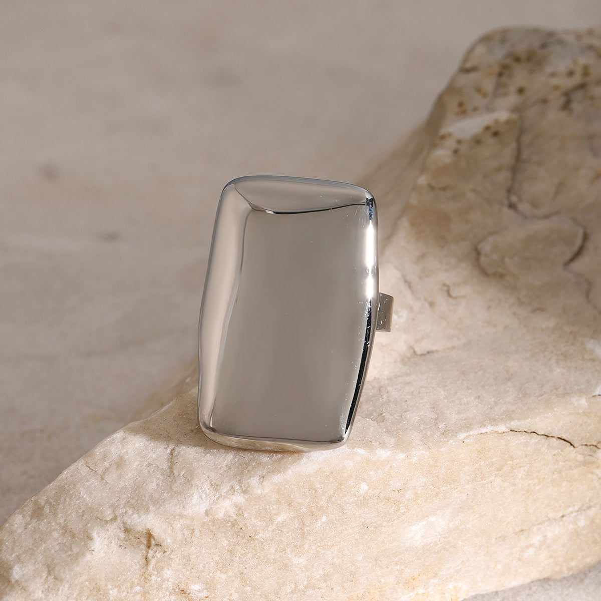 Soft Rectangle Fashion Ring